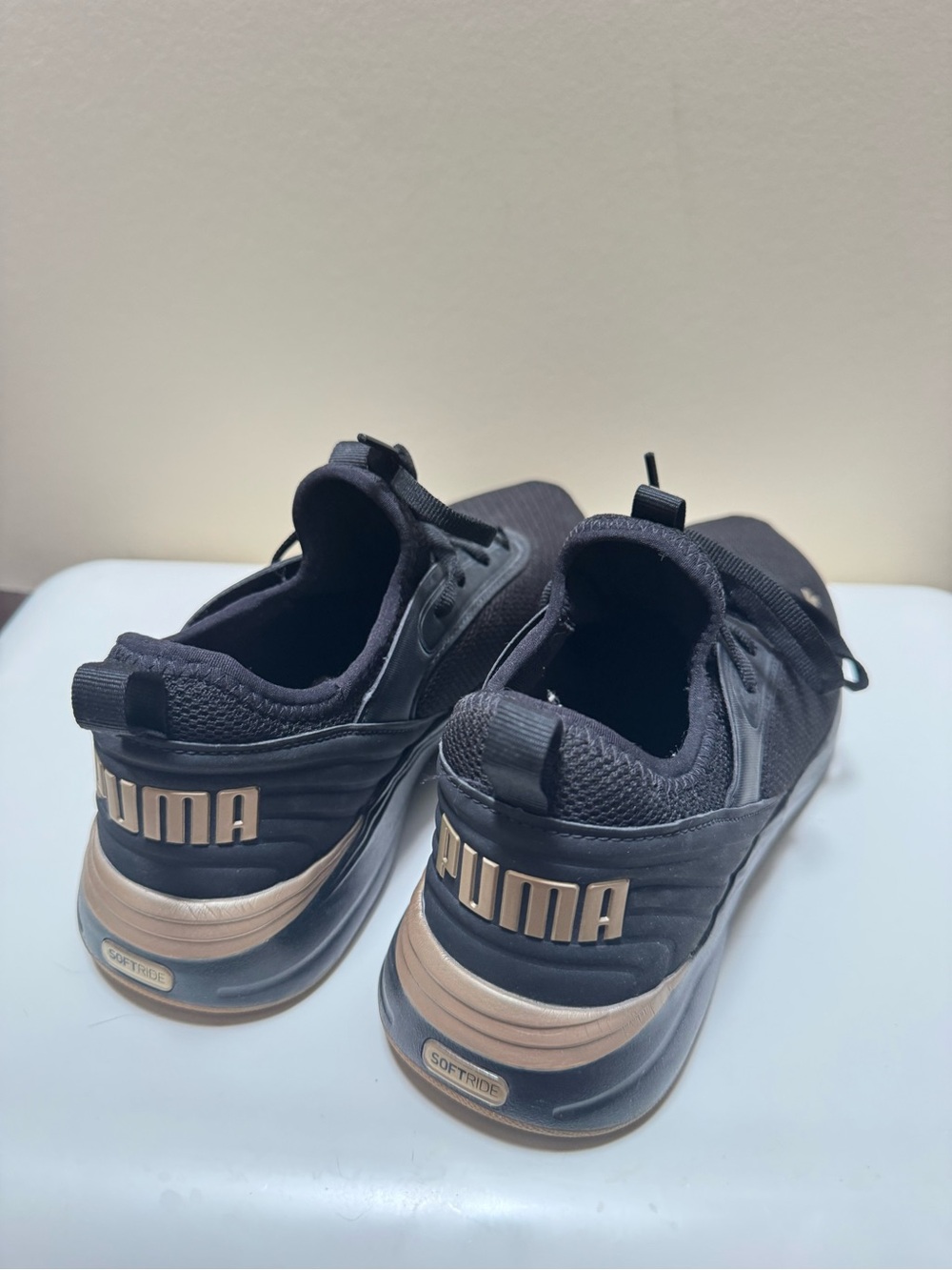 Puma Starla Black Knit Sneakers with Bronze/Gold/Rose Gold Accents- sz 8.5 - Picture 5 of 8